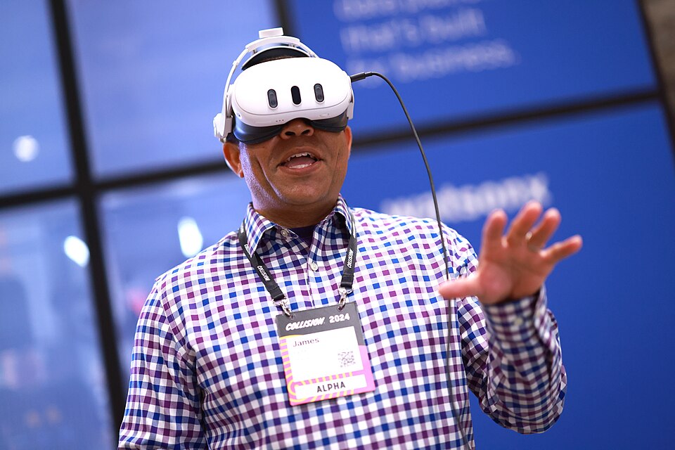 Virtual reality headset